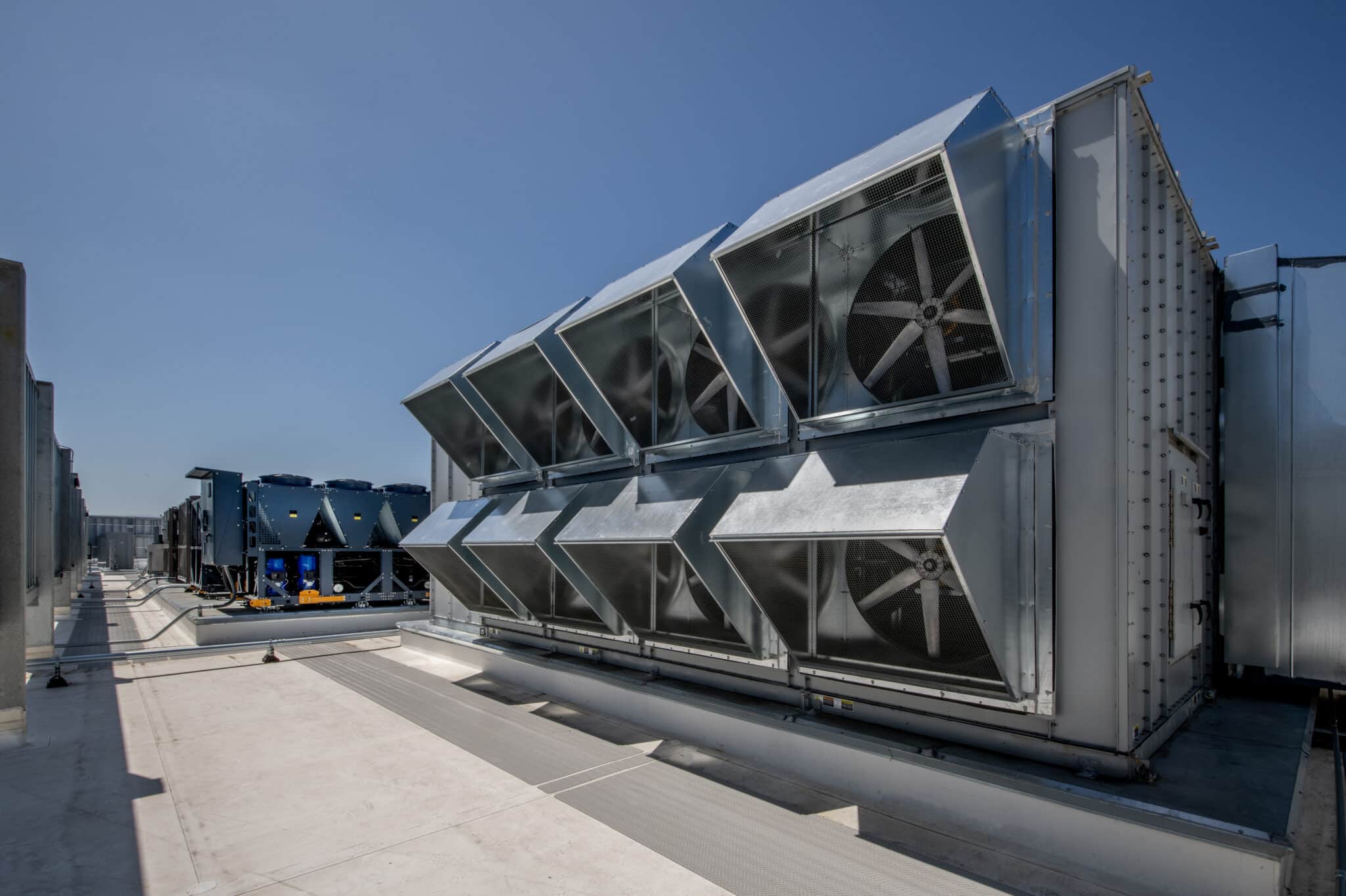 rooftop commercial hvac unit